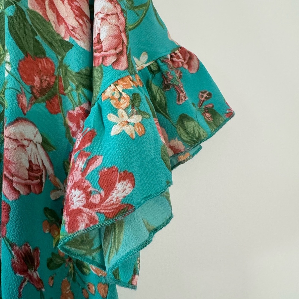 Beautiful Teal Floral Ruffle-Sleeve Blouse - Picture 4 of 4
